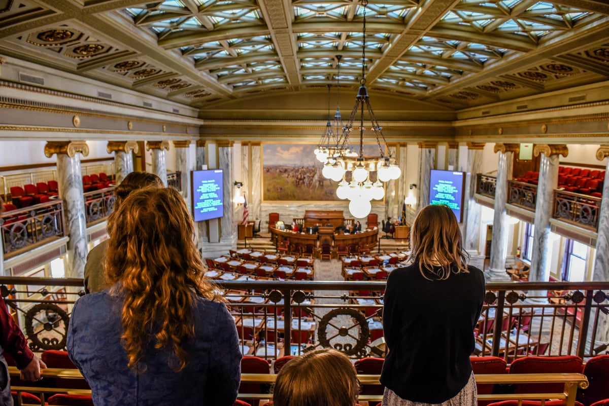 A picture of the Helena Capitol building